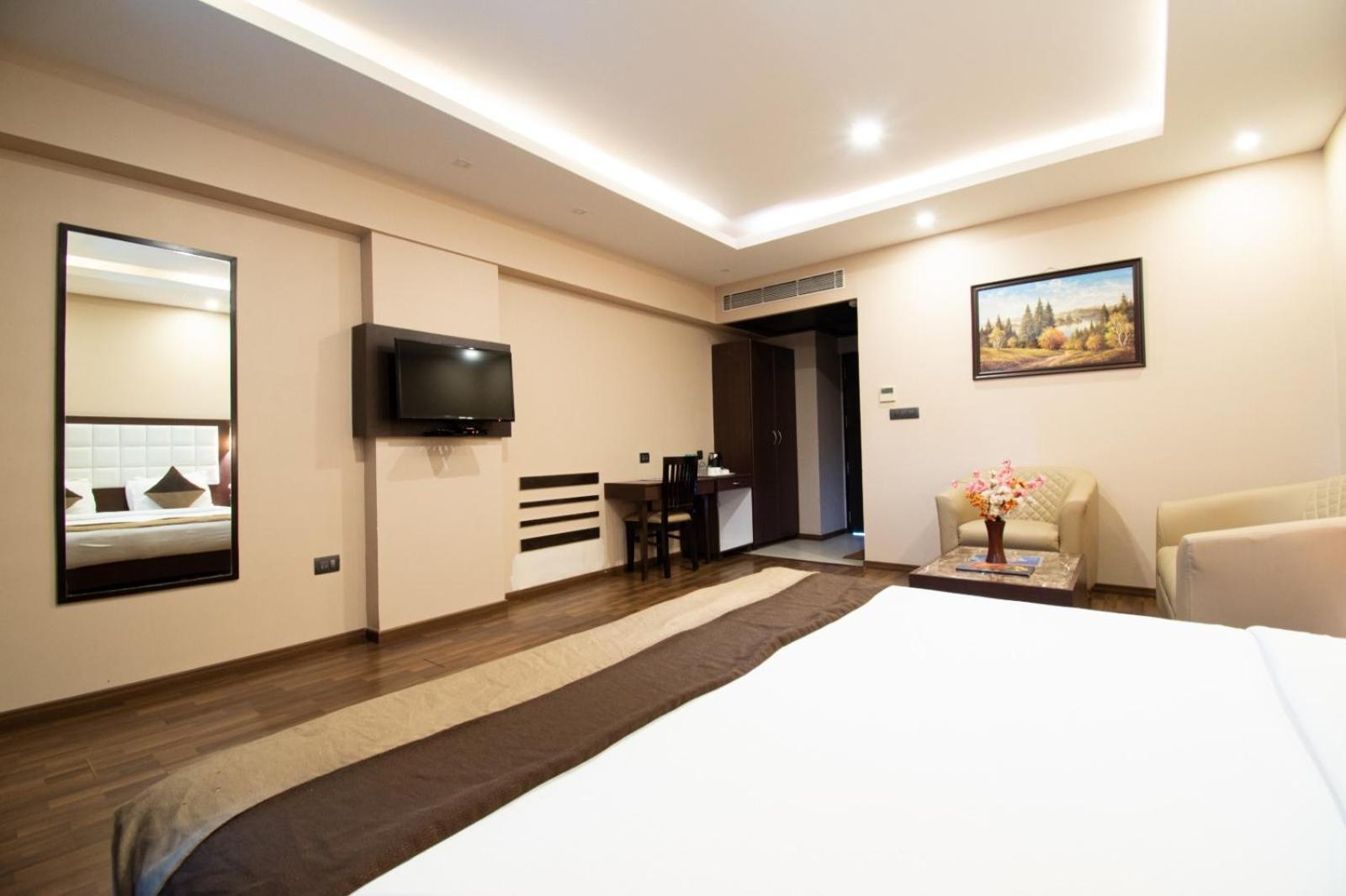 Akshaya Aura Hotel Bangalore Exterior photo