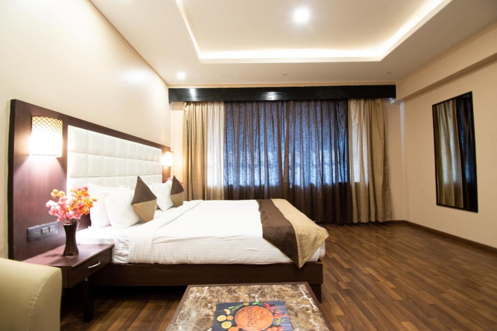 Akshaya Aura Hotel Bangalore Exterior photo