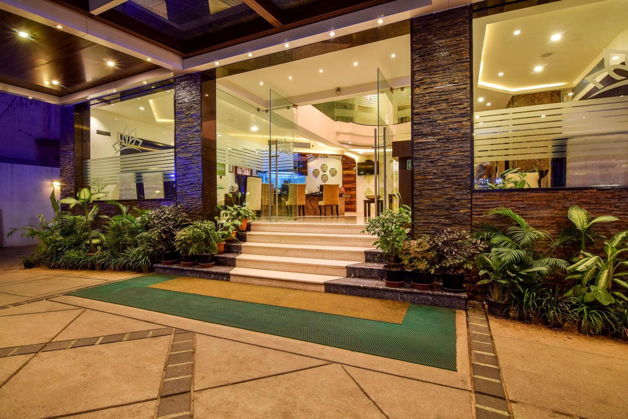 Akshaya Aura Hotel Bangalore Exterior photo