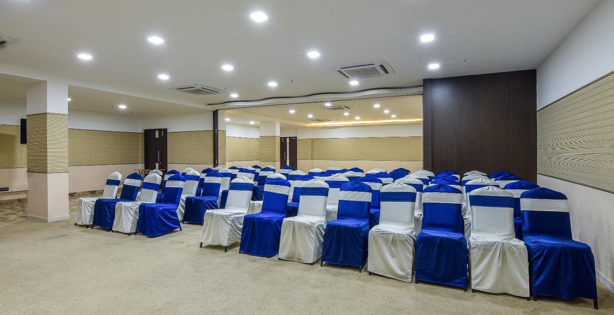 Akshaya Aura Hotel Bangalore Exterior photo